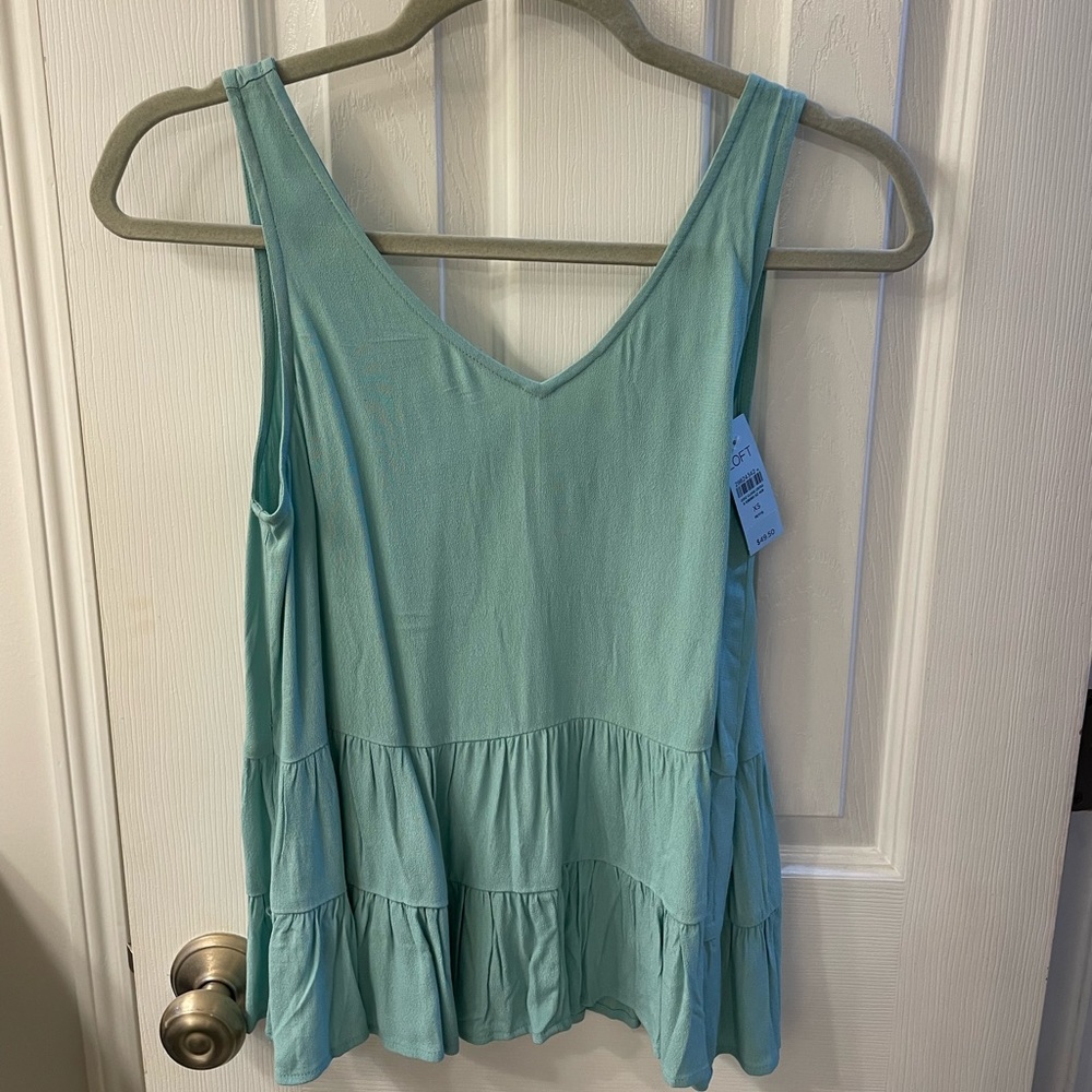 Loft sleeveless tank- color: Seafoam green